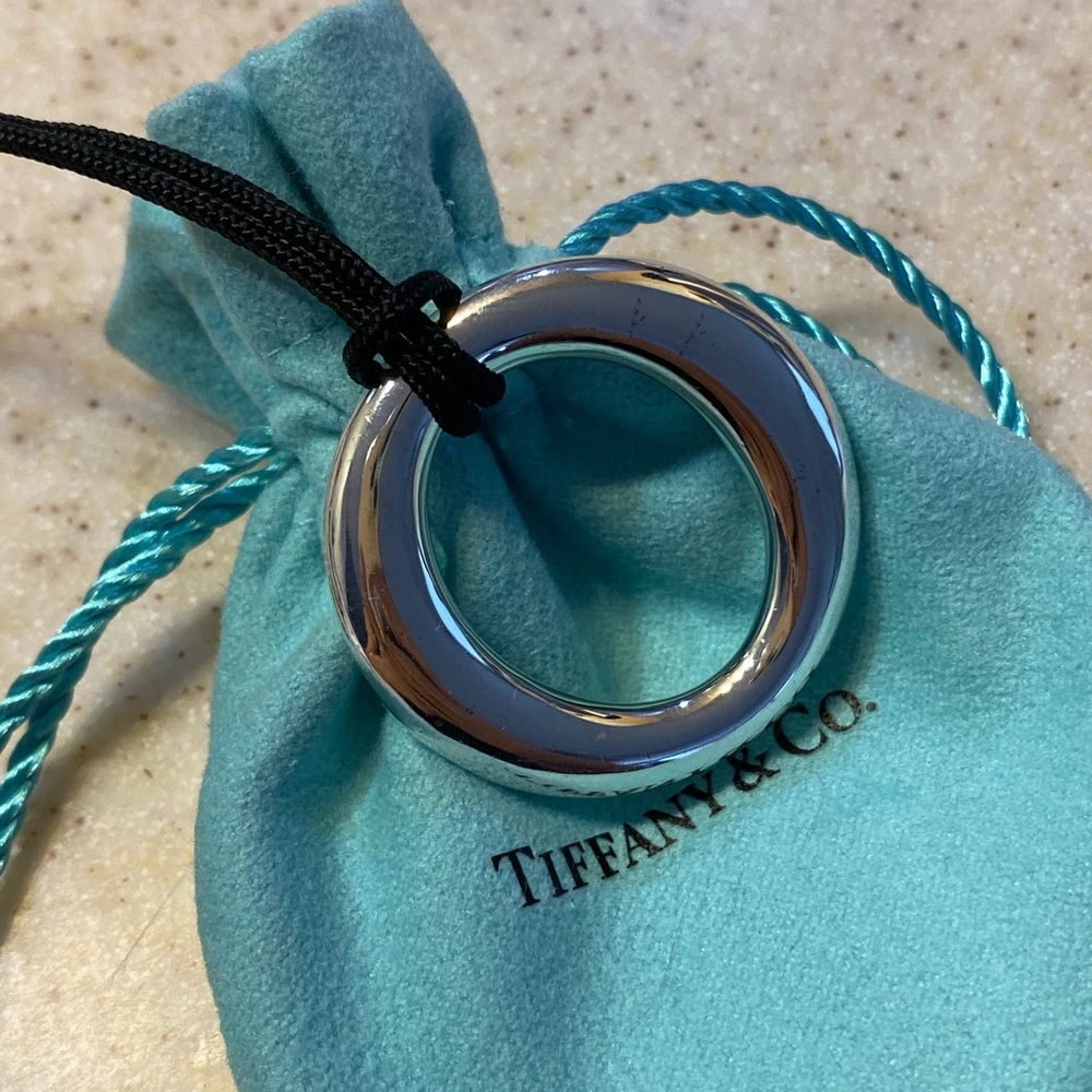 Tiffany & Co. Peretti silver circle necklace